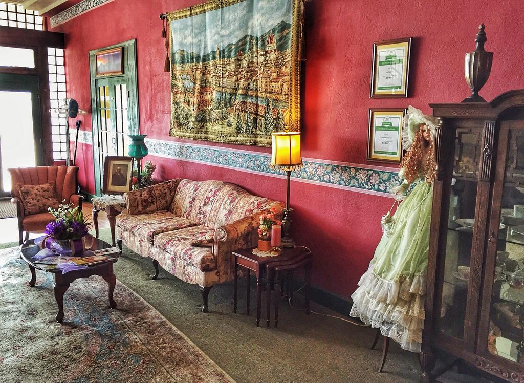 La Plaza Historic Hotel & Restaurant Walsenburg Extérieur photo