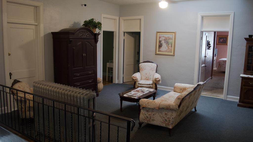 La Plaza Historic Hotel & Restaurant Walsenburg Extérieur photo