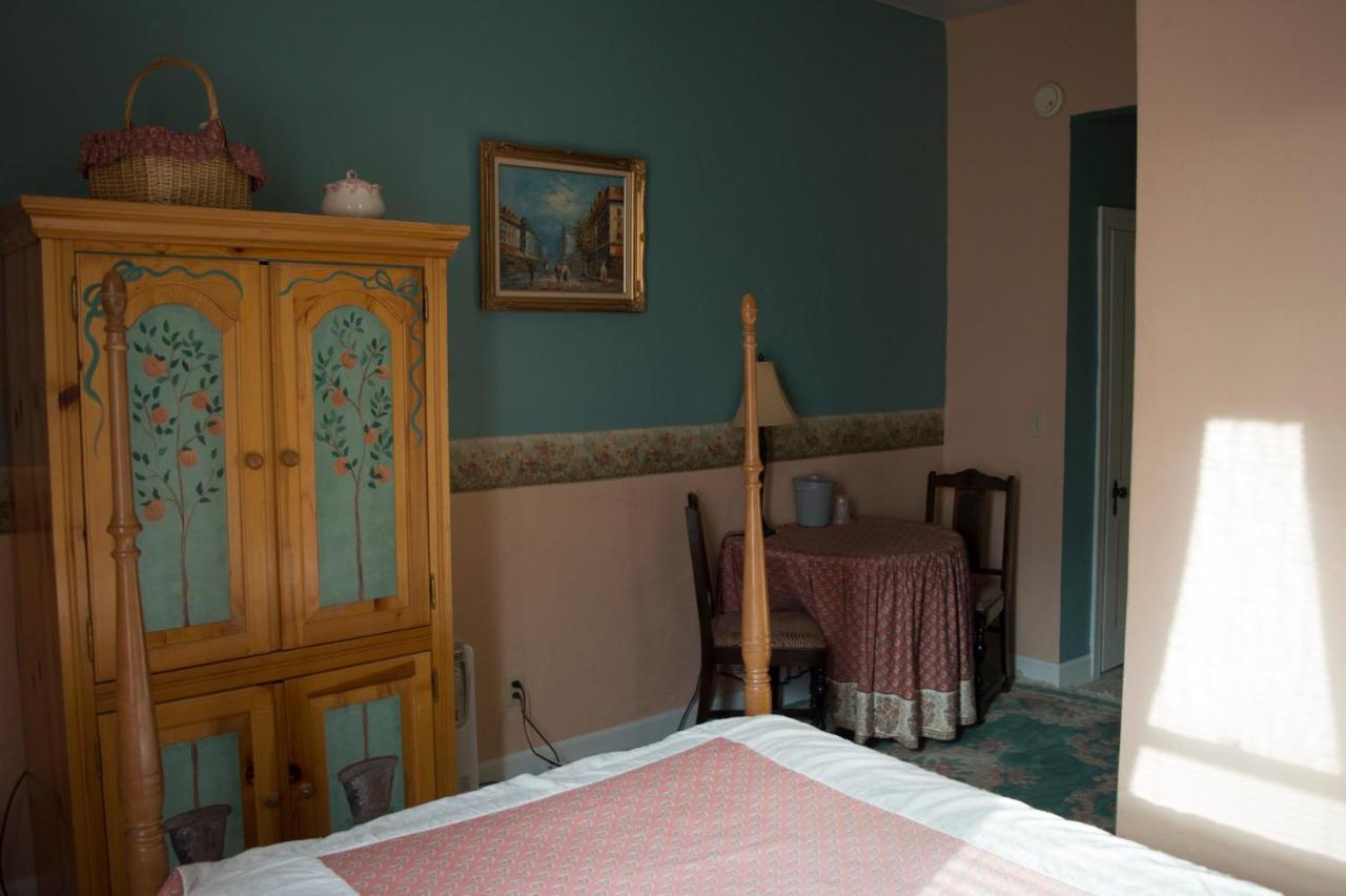 La Plaza Historic Hotel & Restaurant Walsenburg Chambre photo