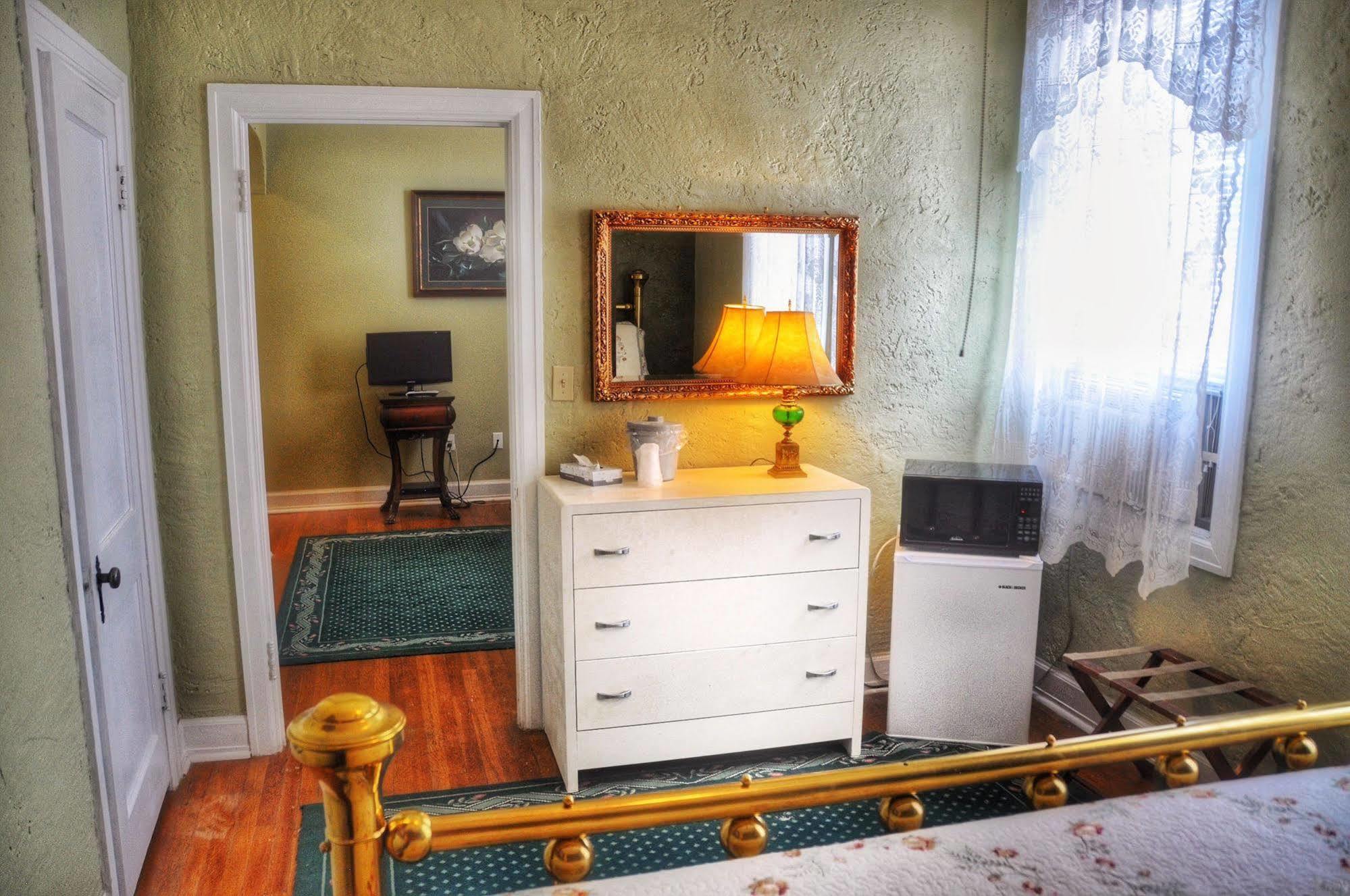 La Plaza Historic Hotel & Restaurant Walsenburg Extérieur photo